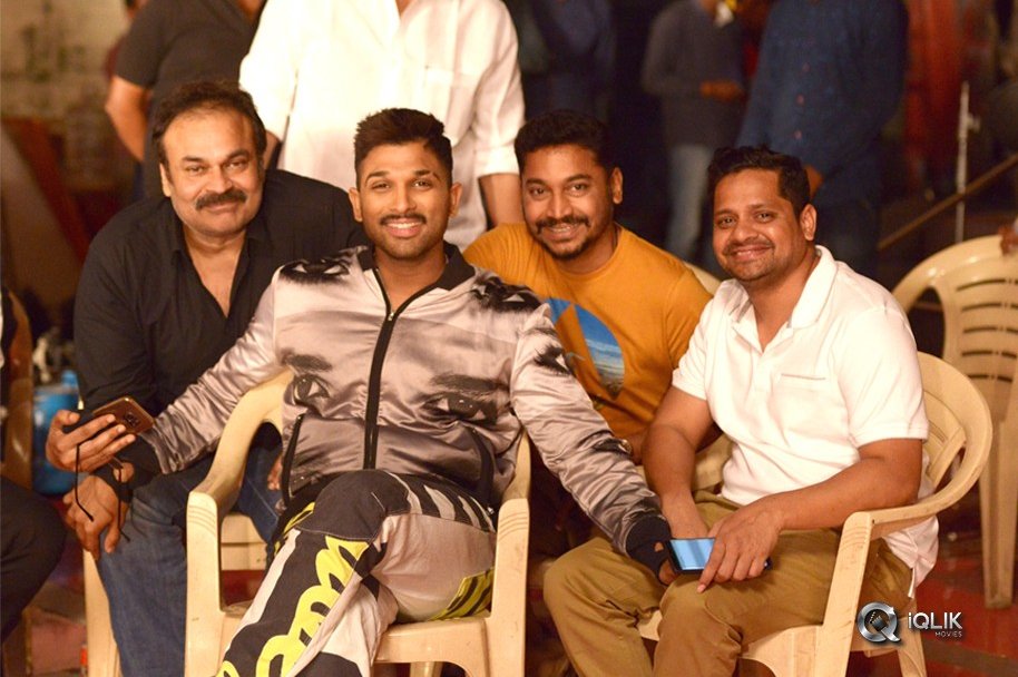 Naa-Peru-Surya-Naa-Illu-India-Movie-Working-Stills